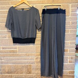 Adrienne Vittadini Black and White Co-ord Set